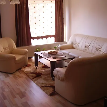 Habitación en casa particular Abt Private Exhibition Ground